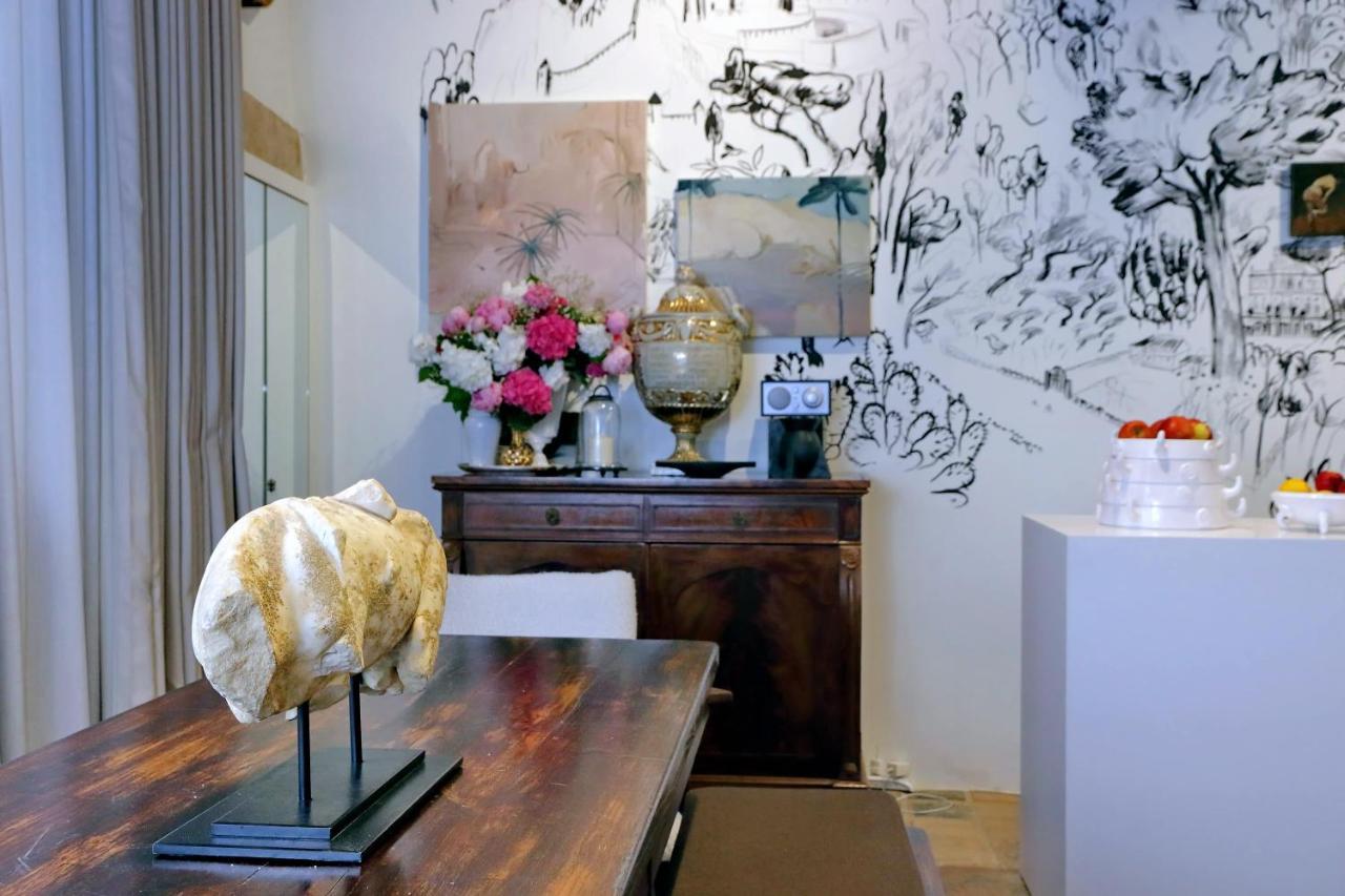 The Eclectic Of Collector - Navona Square